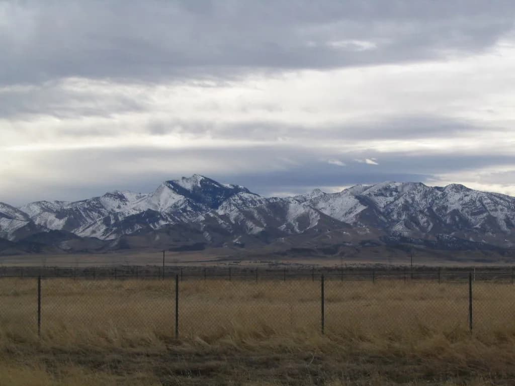 Belmont Hot Springs, Utah: Pools, Entry Fee and RV Camping