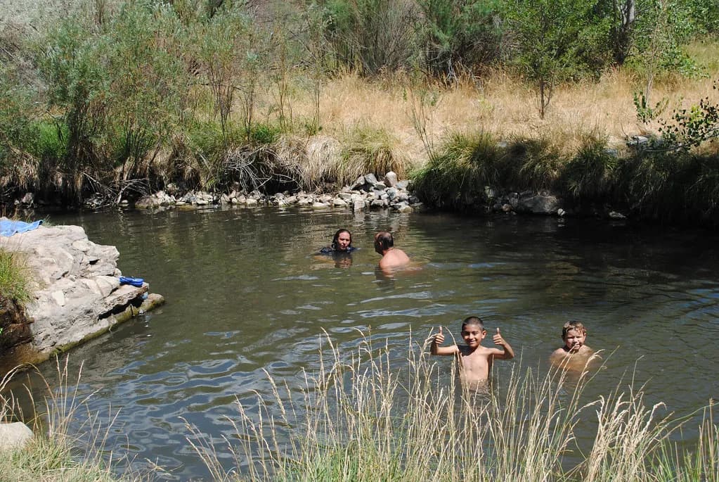 Black Rock Hot Springs, New Mexico: Soaking Guide