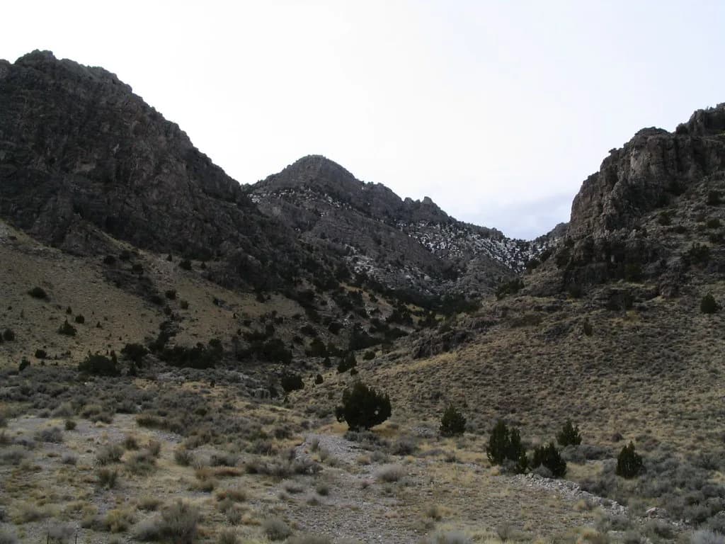 Crater Hot Spring Utah: Homestead Crater Soaking Guide
