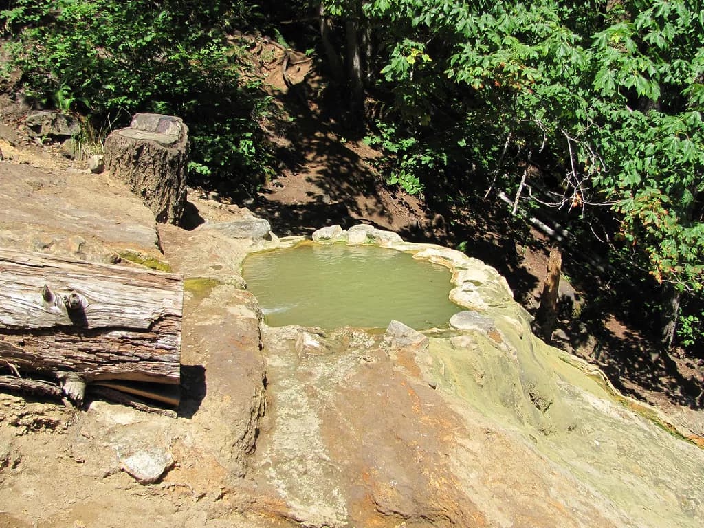 Hot Springs Near Klamath Falls, Oregon: Where to Soak