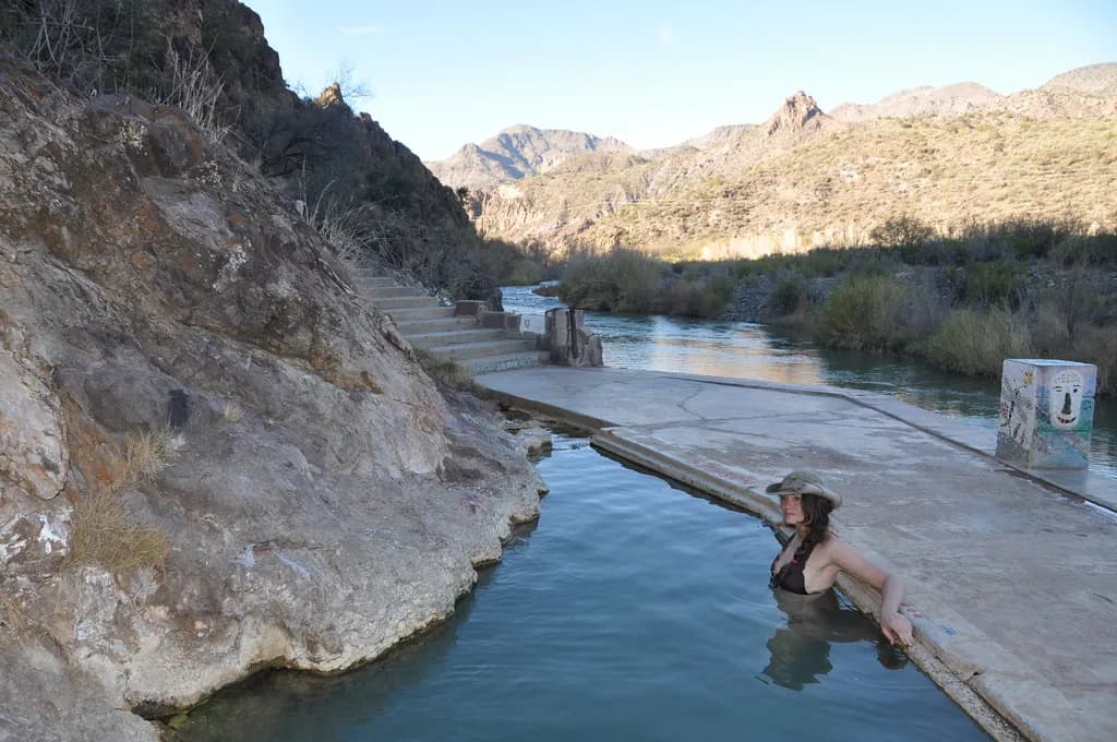 Verde Hot Springs, Arizona: Hike-In Soak Guide