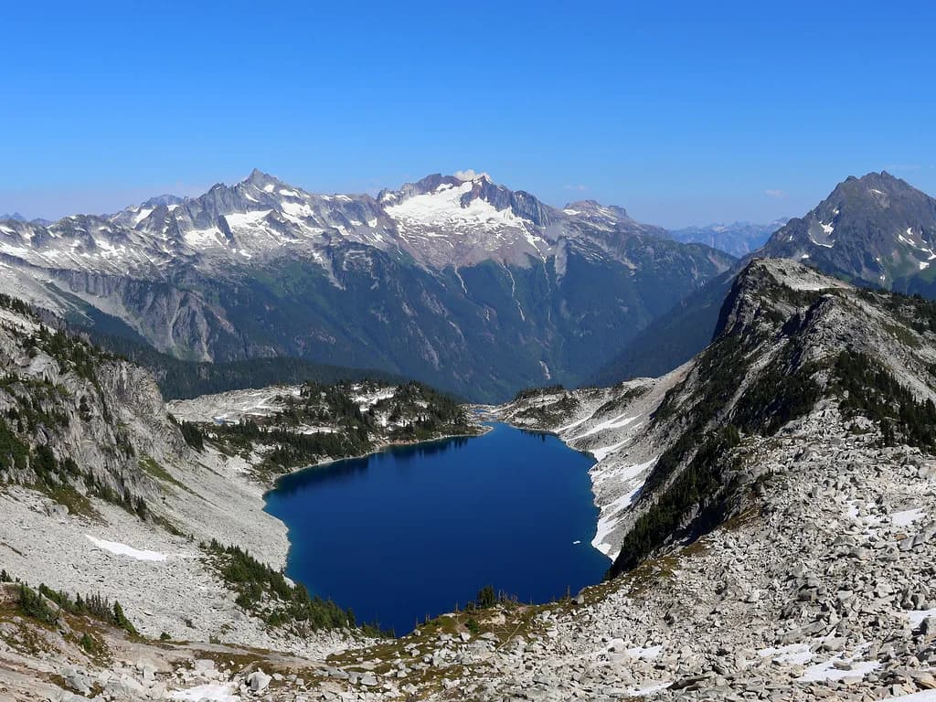 Hot Springs in Washington: Gorge Resorts and Cascade Soaks