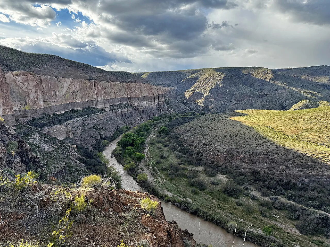 Gila River canyon, Arizona