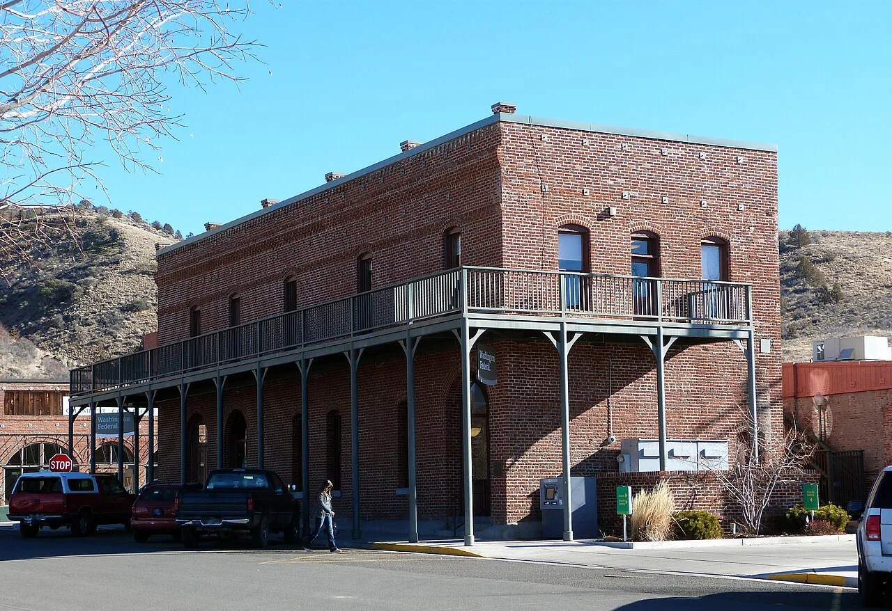 Post and King Saloon 1 - Lakeview Oregon, near Hunter's Hot Springs, Oregon
